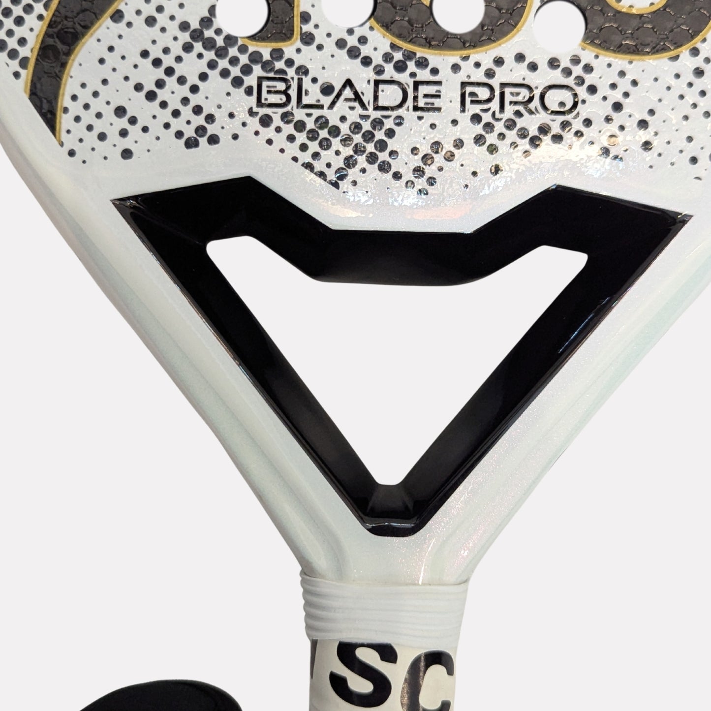 close of the best padel racket in the world