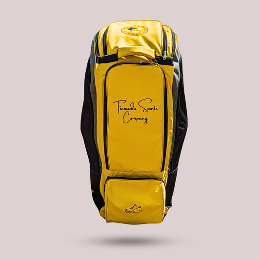 GB1 Wheelie Duffle Cricket Bag